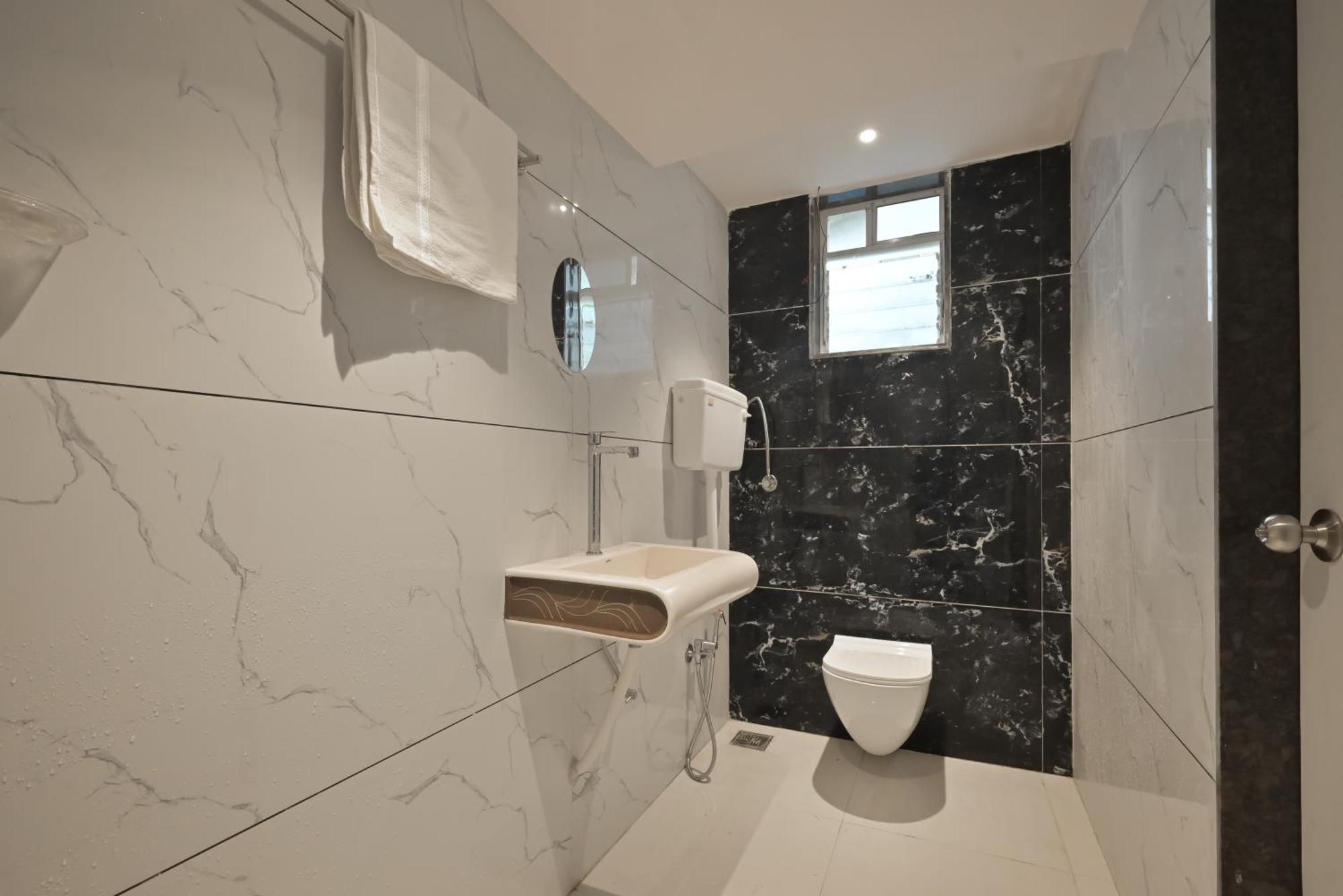 Empyrean Stay Ll 3Bhk Ll Marshall Villa Ll Large Pool Ll Ac Ll Лонавала Екстериор снимка